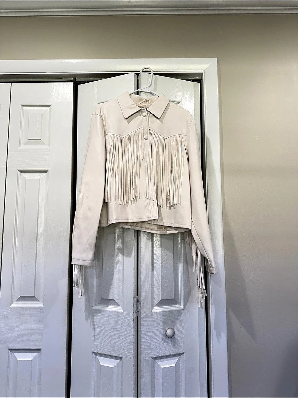 Women's Fringe Jacket in Cream Like New